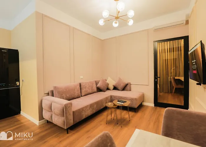 Miku Apartment - Perfect 1Bedroom At Komuna E Parisit