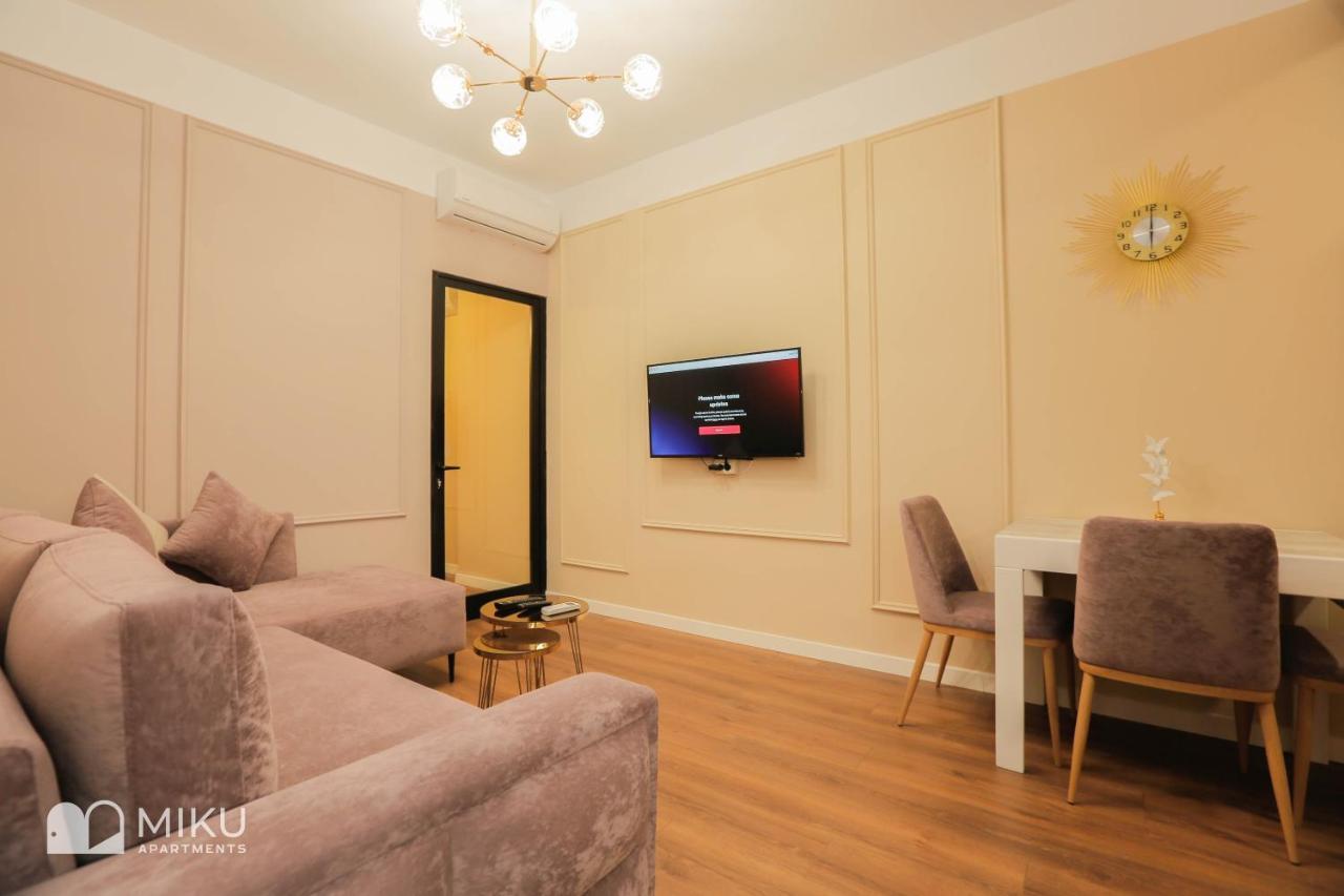 Miku - Perfect 1bedroom At Komuna E Parisit Апартаменты